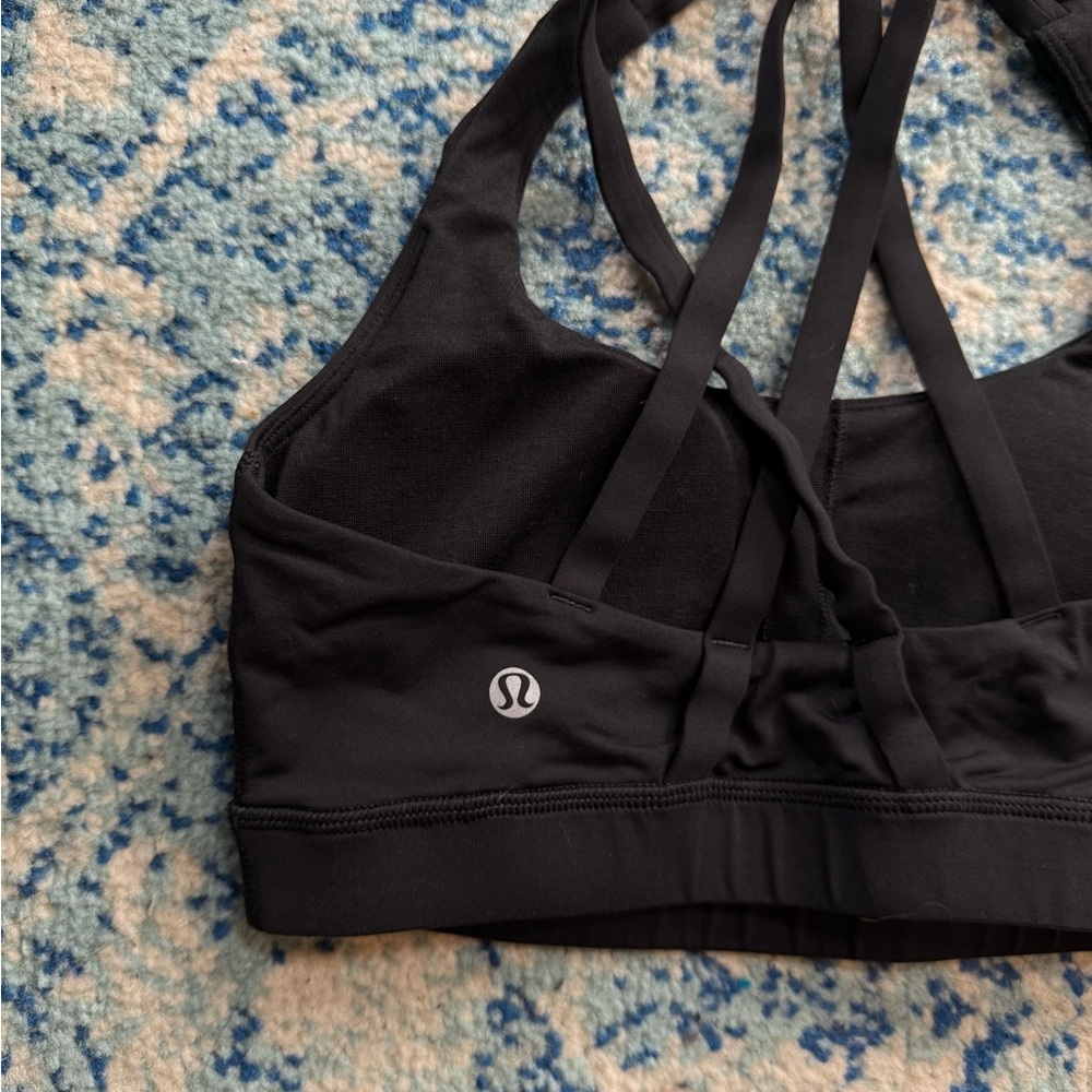 SOLD - garage sale NWOT Lululemon Black Sports Bra